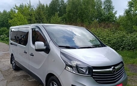 Opel Vivaro B, 2017 год, 2 195 000 рублей, 9 фотография