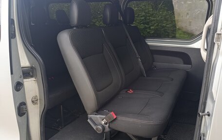 Opel Vivaro B, 2017 год, 2 195 000 рублей, 21 фотография