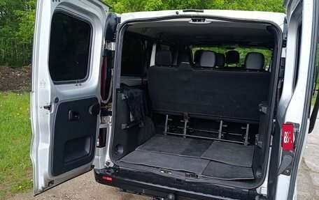 Opel Vivaro B, 2017 год, 2 195 000 рублей, 20 фотография