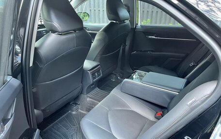 Toyota Camry, 2019 год, 2 950 000 рублей, 11 фотография