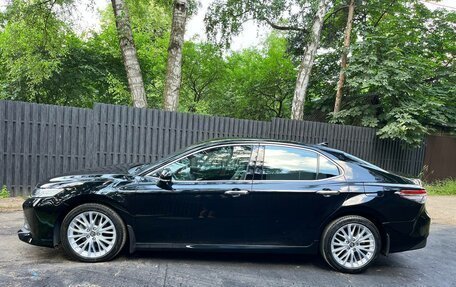 Toyota Camry, 2019 год, 2 950 000 рублей, 6 фотография