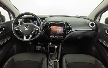 Renault Kaptur I рестайлинг, 2021 год, 1 740 000 рублей, 10 фотография