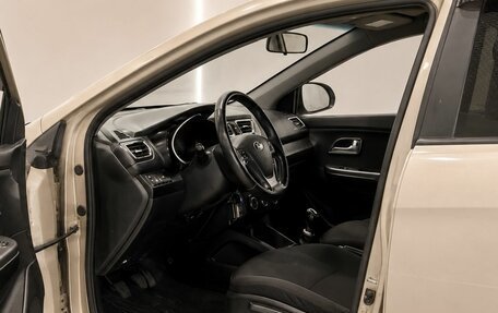 KIA Rio III рестайлинг, 2015 год, 945 000 рублей, 9 фотография