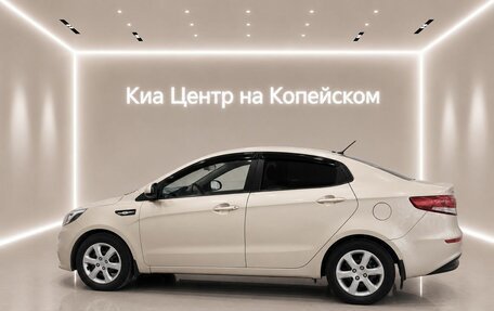 KIA Rio III рестайлинг, 2015 год, 945 000 рублей, 5 фотография