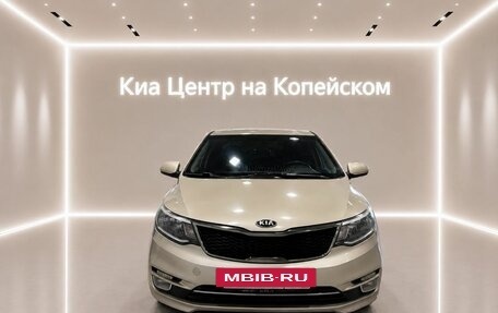 KIA Rio III рестайлинг, 2015 год, 945 000 рублей, 2 фотография