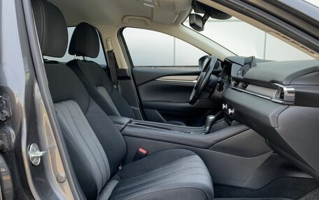 Mazda 6, 2019 год, 2 249 000 рублей, 21 фотография