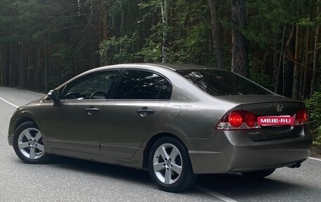 Honda Civic VIII, 2007 год, 590 000 рублей, 2 фотография