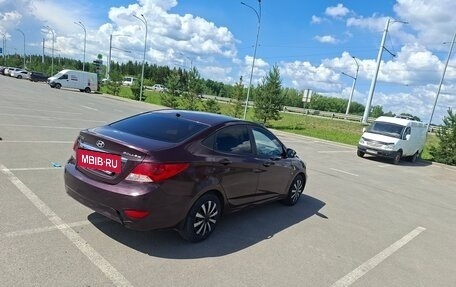 Hyundai Solaris II рестайлинг, 2011 год, 520 000 рублей, 9 фотография