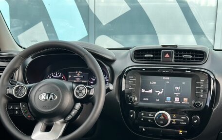 KIA Soul II рестайлинг, 2018 год, 1 760 000 рублей, 12 фотография