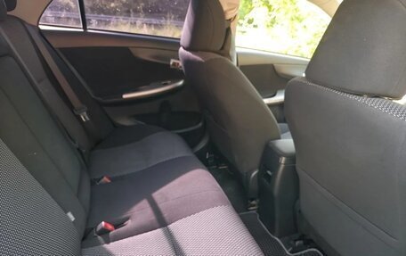 Toyota Corolla, 2011 год, 925 000 рублей, 11 фотография