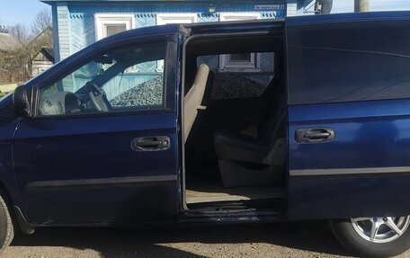 Chrysler Voyager IV, 2001 год, 220 000 рублей, 4 фотография