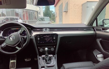 Volkswagen Passat B8 рестайлинг, 2019 год, 2 200 000 рублей, 11 фотография
