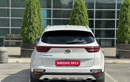 KIA Sportage IV рестайлинг, 2020 год, 2 450 000 рублей, 5 фотография