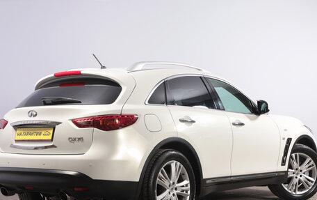 Infiniti QX70, 2013 год, 2 489 000 рублей, 7 фотография