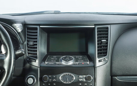 Infiniti QX70, 2013 год, 2 489 000 рублей, 11 фотография