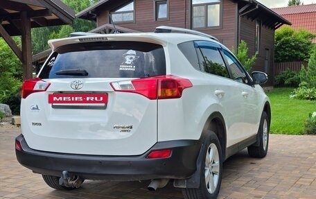 Toyota RAV4, 2013 год, 1 650 000 рублей, 4 фотография