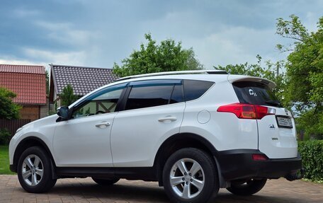 Toyota RAV4, 2013 год, 1 650 000 рублей, 6 фотография