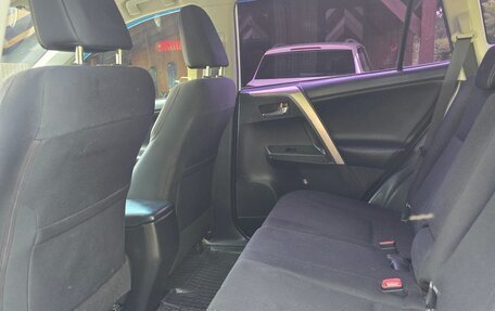 Toyota RAV4, 2013 год, 1 650 000 рублей, 15 фотография