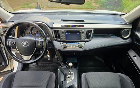 Toyota RAV4, 2013 год, 1 650 000 рублей, 14 фотография