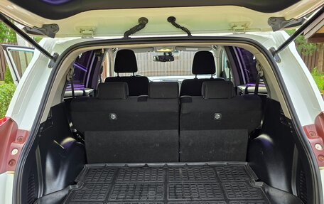 Toyota RAV4, 2013 год, 1 650 000 рублей, 16 фотография