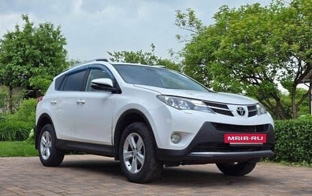 Toyota RAV4, 2013 год, 1 650 000 рублей, 8 фотография