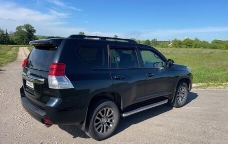 Toyota Land Cruiser Prado 150 рестайлинг 2, 2010 год, 2 570 000 рублей, 5 фотография