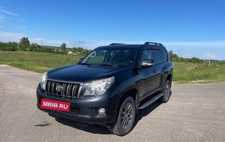 Toyota Land Cruiser Prado 150 рестайлинг 2, 2010 год, 2 570 000 рублей, 3 фотография