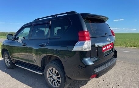 Toyota Land Cruiser Prado 150 рестайлинг 2, 2010 год, 2 570 000 рублей, 7 фотография