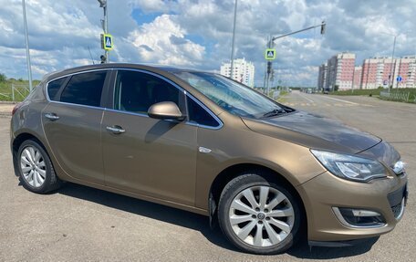 Opel Astra J, 2012 год, 680 000 рублей, 2 фотография