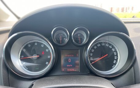 Opel Astra J, 2012 год, 680 000 рублей, 38 фотография