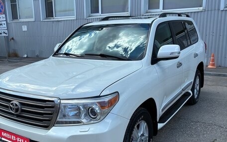 Toyota Land Cruiser 200, 2013 год, 3 406 000 рублей, 2 фотография