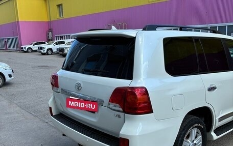 Toyota Land Cruiser 200, 2013 год, 3 406 000 рублей, 6 фотография