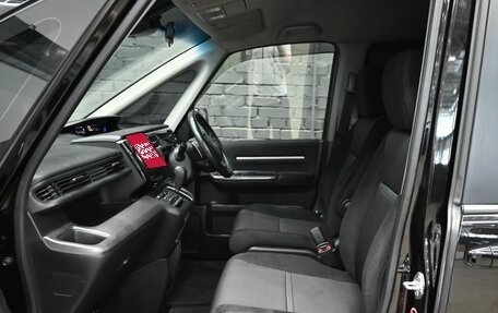 Honda Stepwgn IV, 2018 год, 2 150 000 рублей, 9 фотография