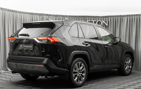 Toyota RAV4, 2019 год, 3 090 000 рублей, 5 фотография