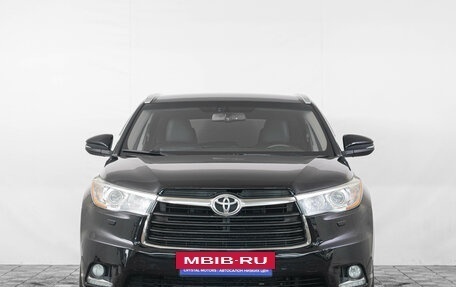 Toyota Highlander III, 2013 год, 2 599 000 рублей, 2 фотография