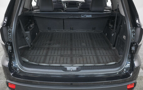 Toyota Highlander III, 2013 год, 2 599 000 рублей, 8 фотография
