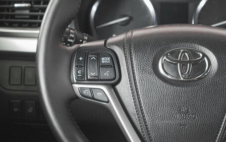 Toyota Highlander III, 2013 год, 2 599 000 рублей, 16 фотография