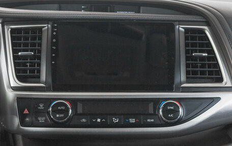 Toyota Highlander III, 2013 год, 2 599 000 рублей, 18 фотография