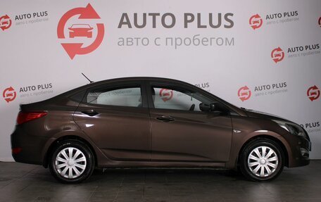 Hyundai Solaris II рестайлинг, 2015 год, 1 000 000 рублей, 6 фотография