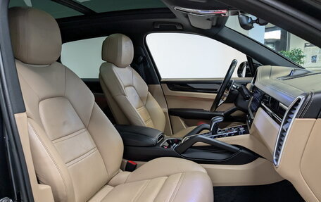 Porsche Cayenne III, 2021 год, 7 400 000 рублей, 24 фотография