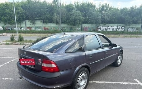 Opel Vectra B рестайлинг, 1996 год, 49 000 рублей, 3 фотография