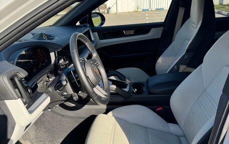 Porsche Cayenne III, 2023 год, 14 990 000 рублей, 9 фотография