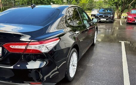 Toyota Camry, 2019 год, 2 750 000 рублей, 5 фотография