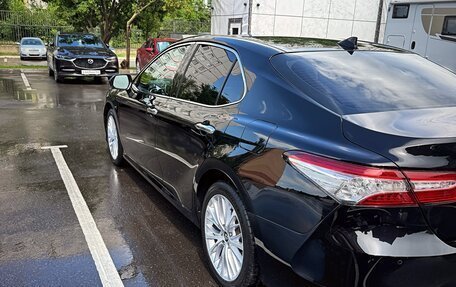Toyota Camry, 2019 год, 2 750 000 рублей, 7 фотография