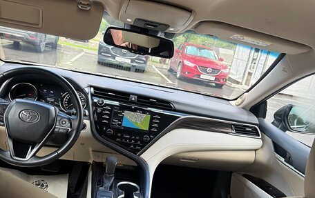 Toyota Camry, 2019 год, 2 750 000 рублей, 14 фотография