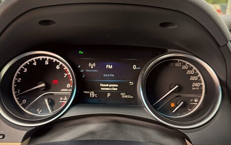 Toyota Camry, 2019 год, 2 750 000 рублей, 12 фотография