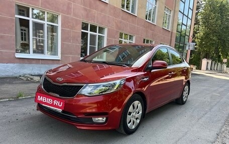 KIA Rio III рестайлинг, 2016 год, 860 000 рублей, 3 фотография