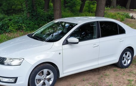 Skoda Rapid I, 2014 год, 1 000 000 рублей, 2 фотография