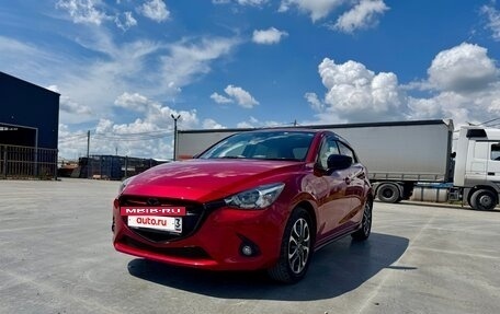 Mazda Demio IV, 2015 год, 1 050 000 рублей, 3 фотография