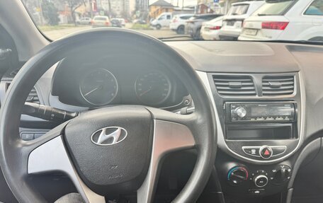 Hyundai Solaris II рестайлинг, 2013 год, 459 000 рублей, 7 фотография